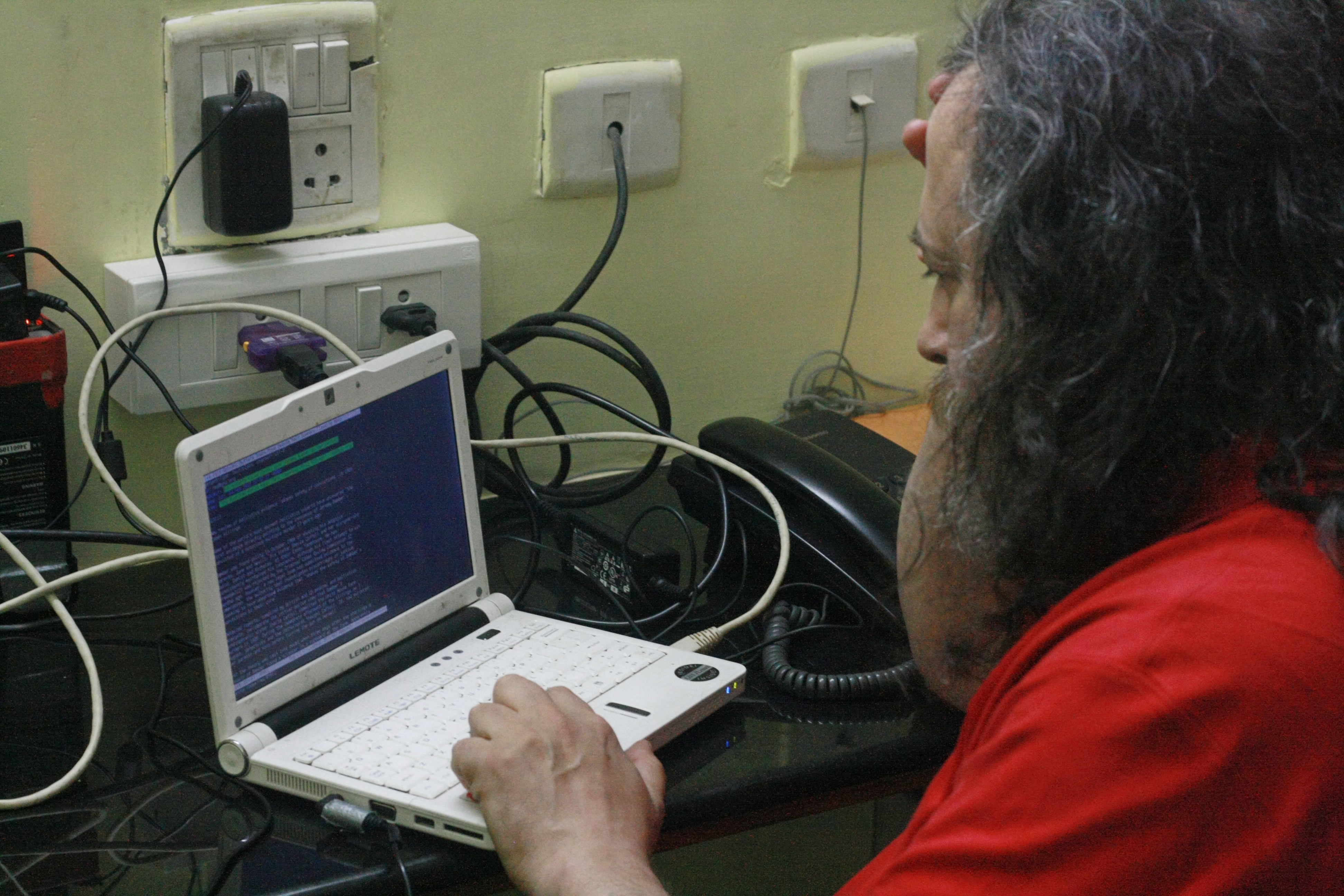 Katedral ve Pazar: Linux’u bir yazılım hayratı haline getiren felsefe hakkında